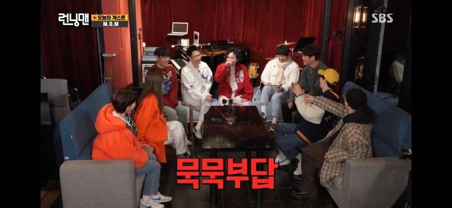 런닝맨)텃세 폭로하는 전소민_6.webp
