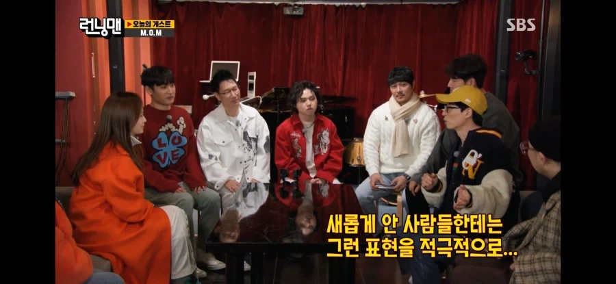 런닝맨)텃세 폭로하는 전소민_14.webp