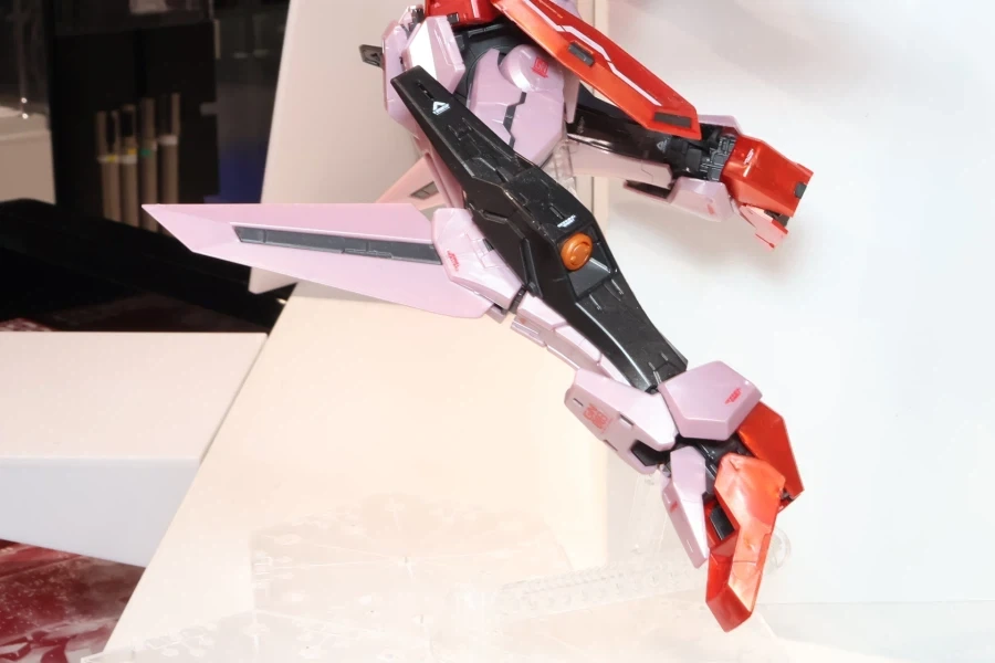 MG 건담 큐리오스 트란잠 [메탈릭 글로스 인젝션] 도쿄점 전시 사진_18.webp