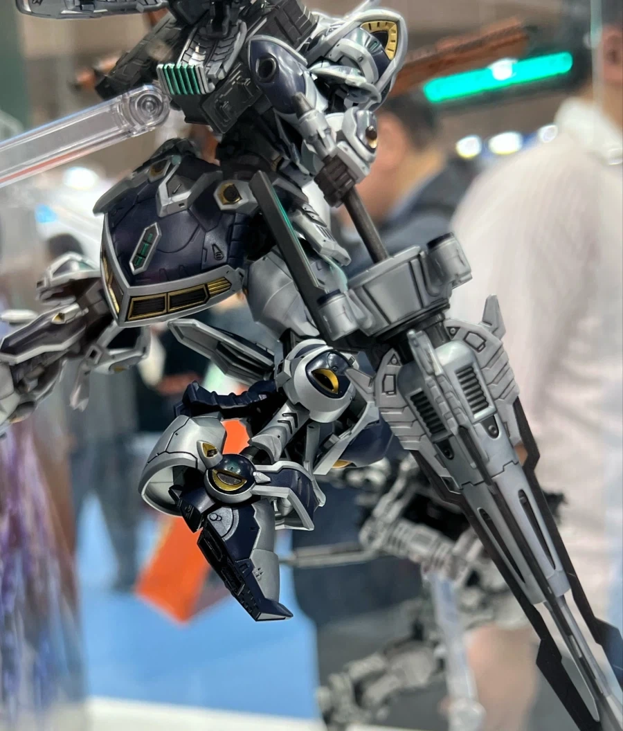 HG 1/144 케리스 다각도 전시 사진_15.webp