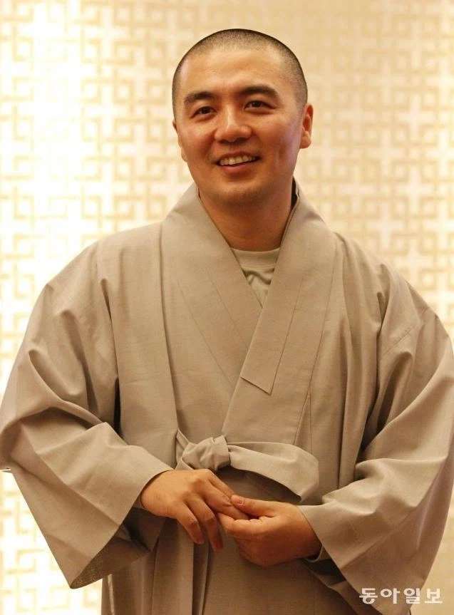 걷는 박위_1.webp