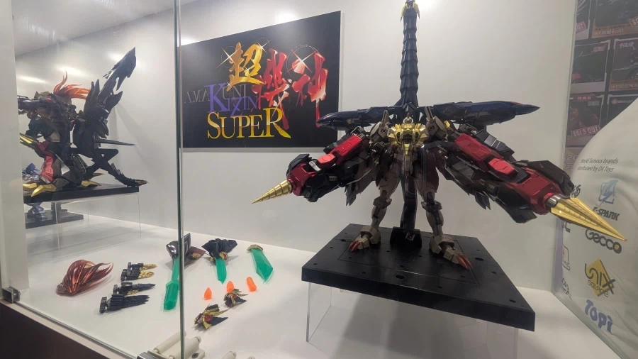 [AMAKUNI] 超機神 제네식 상하이 원페스 2026 전시 사진_1.webp