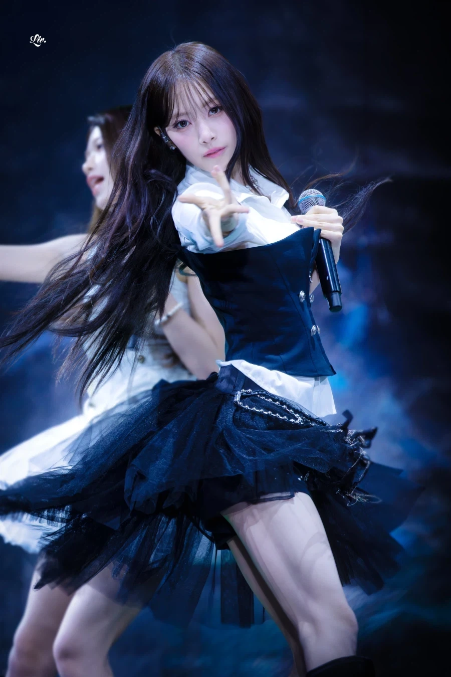 리센느) 여자의 악마 본업 모먼트.jpg_1.webp