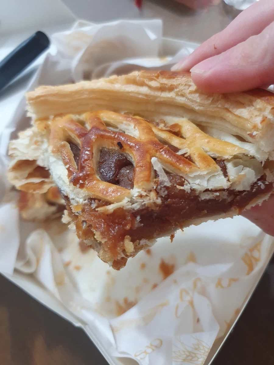 부산 서면에 애플파이 맛있게 만드는 빵집 롯대백화점에 있음_4.webp