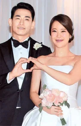 만약 20대로 돌아가도 나 만날거야?_1.webp
