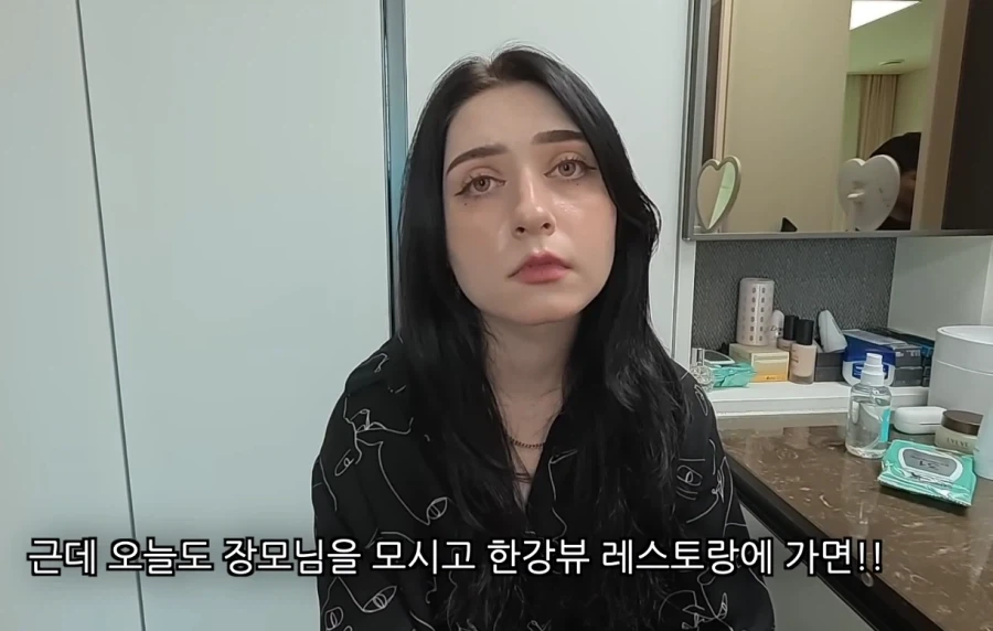 마누라 : 야. 우리엄마한테 돈쓰는게 아까워?_5.webp