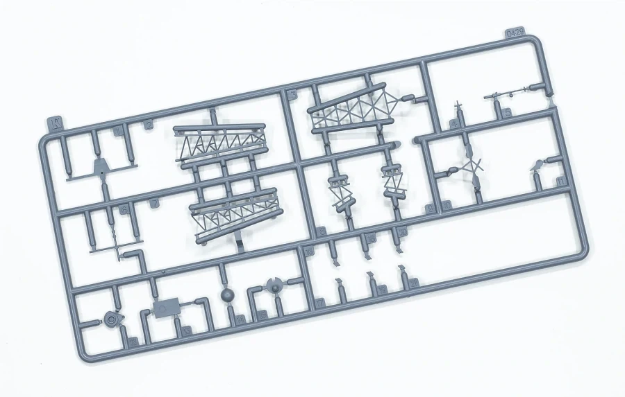 [아카데미 과학] 1/700 USS 벙커 힐 1991 런너 사진_28.webp