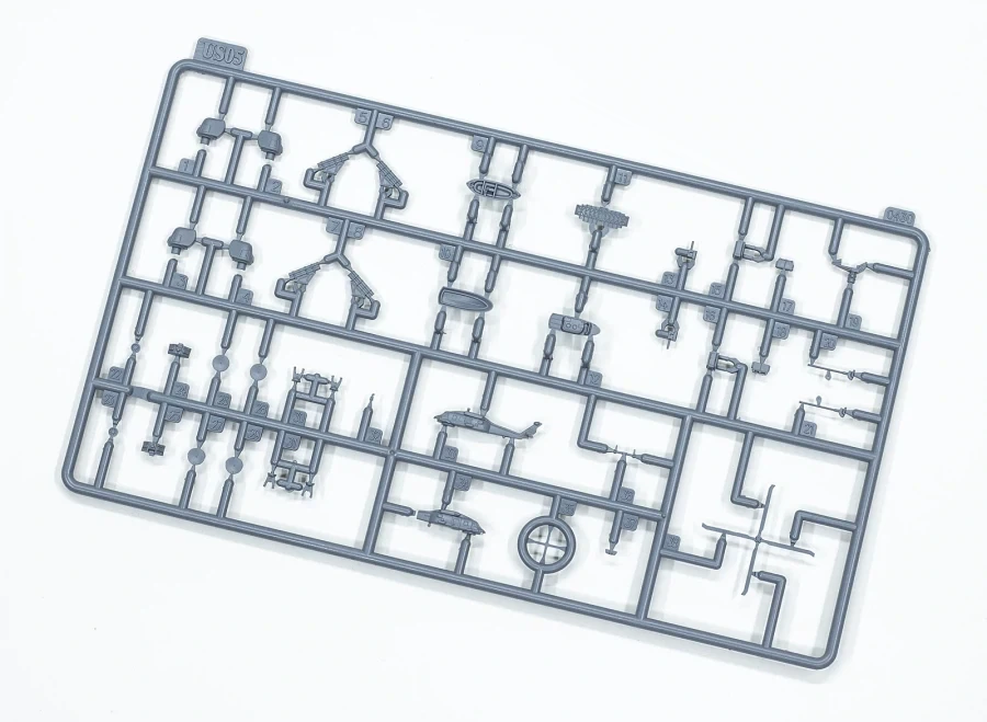 [아카데미 과학] 1/700 USS 벙커 힐 1991 런너 사진_30.webp