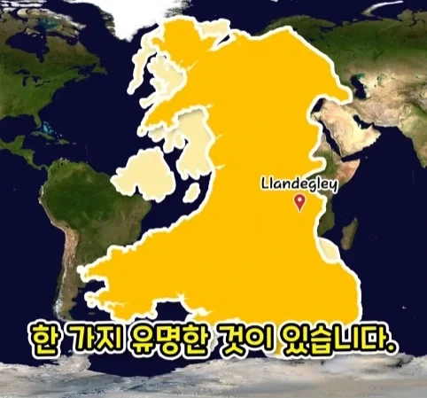 공항 표지판이 있는데 공항은 없는 마을.jpg_3.webp