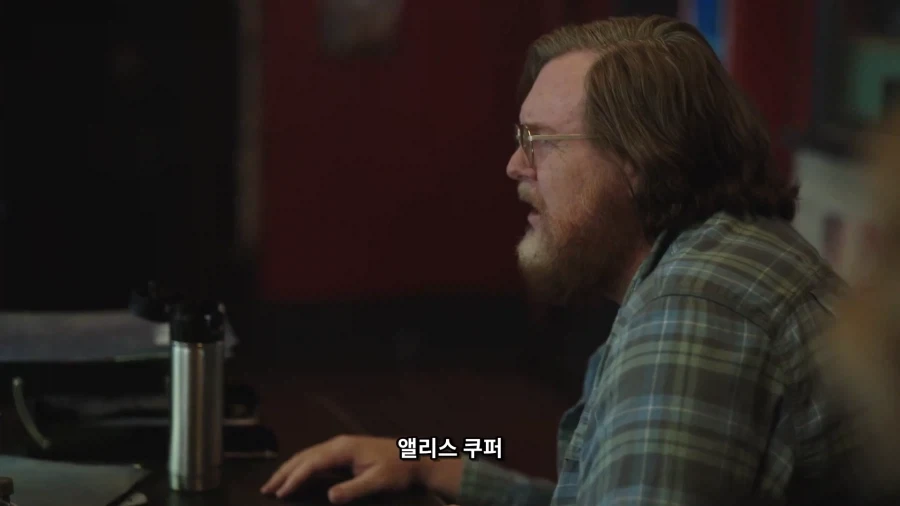 DCEU) 수 많은 배우들 이름을 알게 해준 피스메이커_15.webp