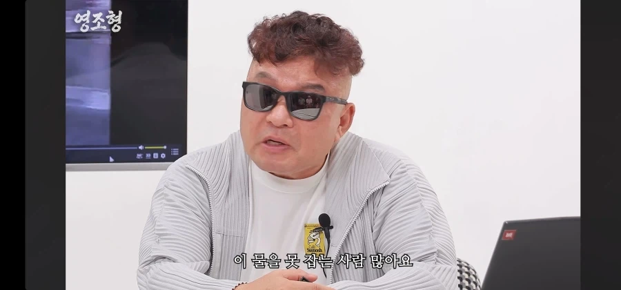 극한의 상황에서 경쟁자를 도와준 올림픽 금메달리스트_7.webp