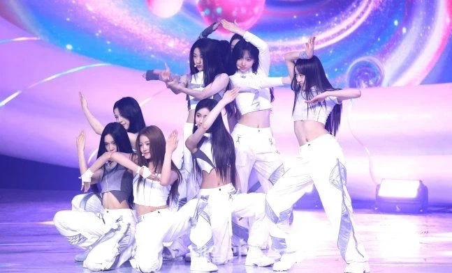 이수만이 런칭한 신인 아이돌 보고 느낀 점_1.webp