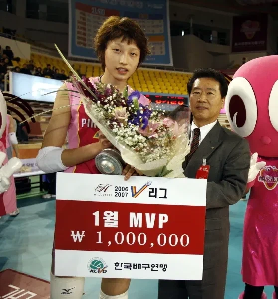 원피스 밀짚모자 일당 최장신이였던 멤버_5.webp