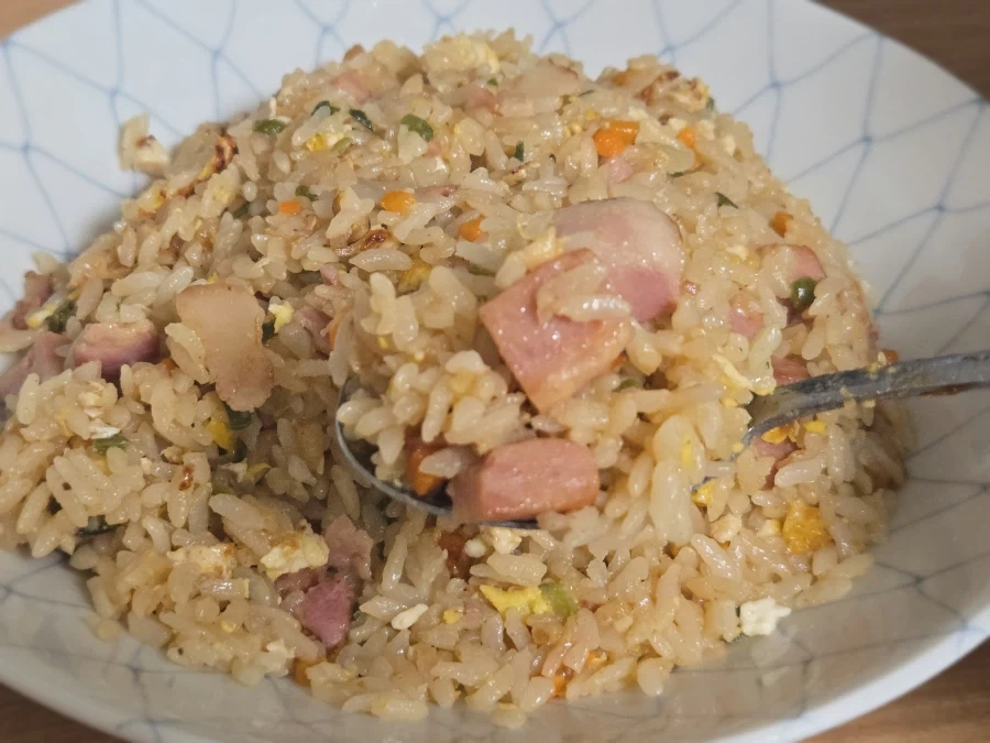 맛있는 볶음밥 만드는데 많은거 필요없다_6.webp