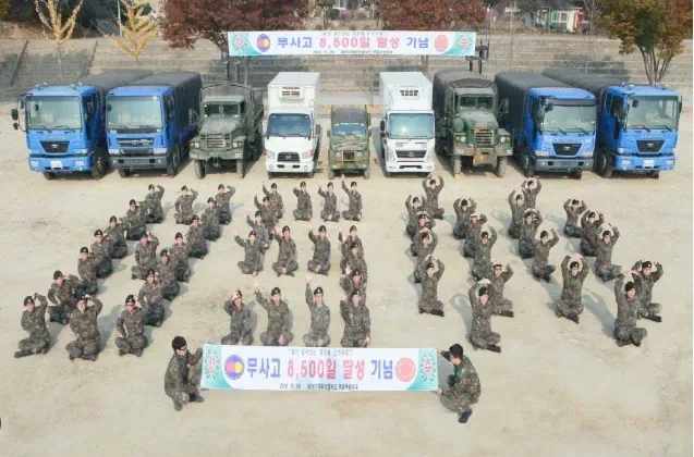 군필자들은 절대 안믿는 사진들.jpg_3.webp