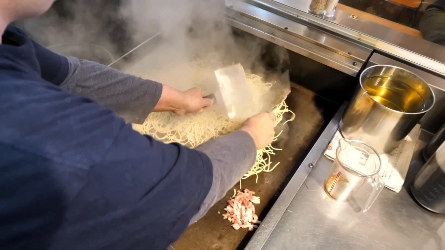 맛에 신뢰가 가는 야끼소바 가게.jpg_2.webp