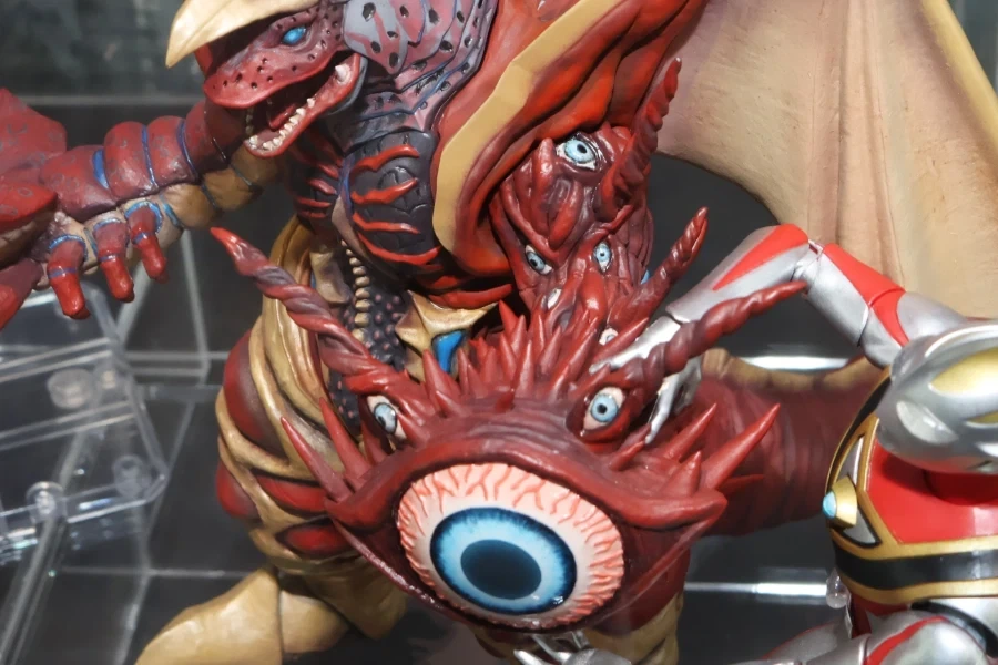 [반다이] S.H.Figuarts 울트라맨 초합체 괴수 파이브 킹 전시 이미지_15.webp