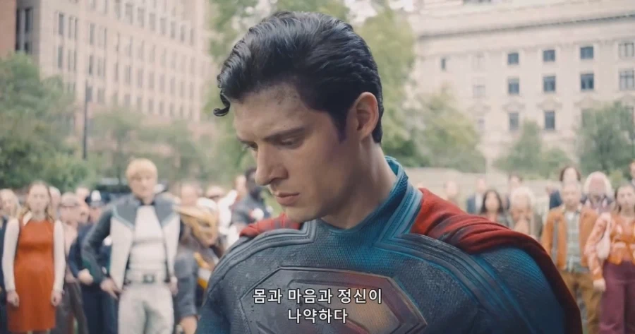 슈퍼맨(2025)의 친부모 설정_2.webp