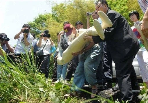 뺑소니 교통사고로 사망 후 버려진 초등학생에게 총상이 있던 이유.jpg_8.webp