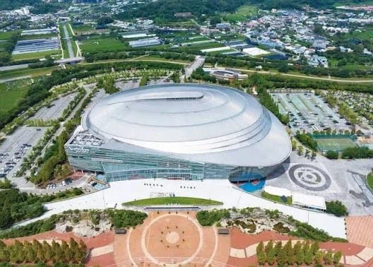 우리나라에서 가장 잘만든 돔경기장_2.webp