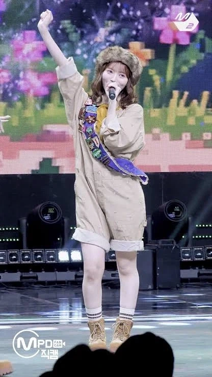 귀여운 04년생 J팝 아이돌 누나.jpg_3.webp