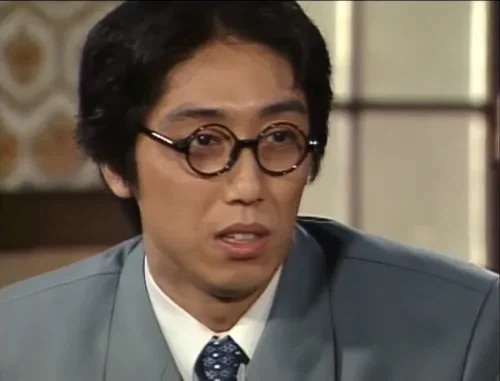 야인시대)의외로 살아남는게 강한거라는걸 증명한 사람_1.webp