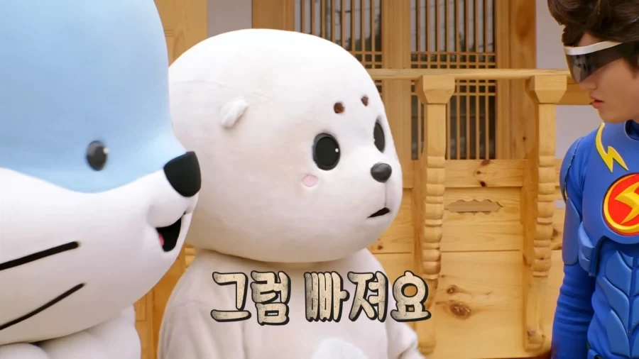 갈굼받는 국산 히어로.jpg_3.webp