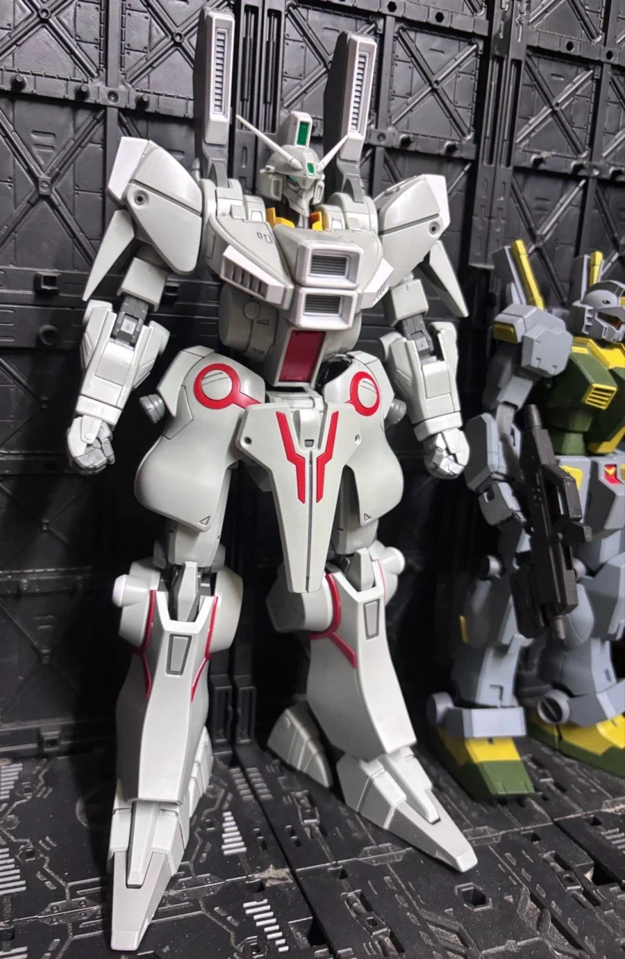 MG 건담 Mk-Ⅴ 연방 컬러 먹선 추가 사진_2.webp