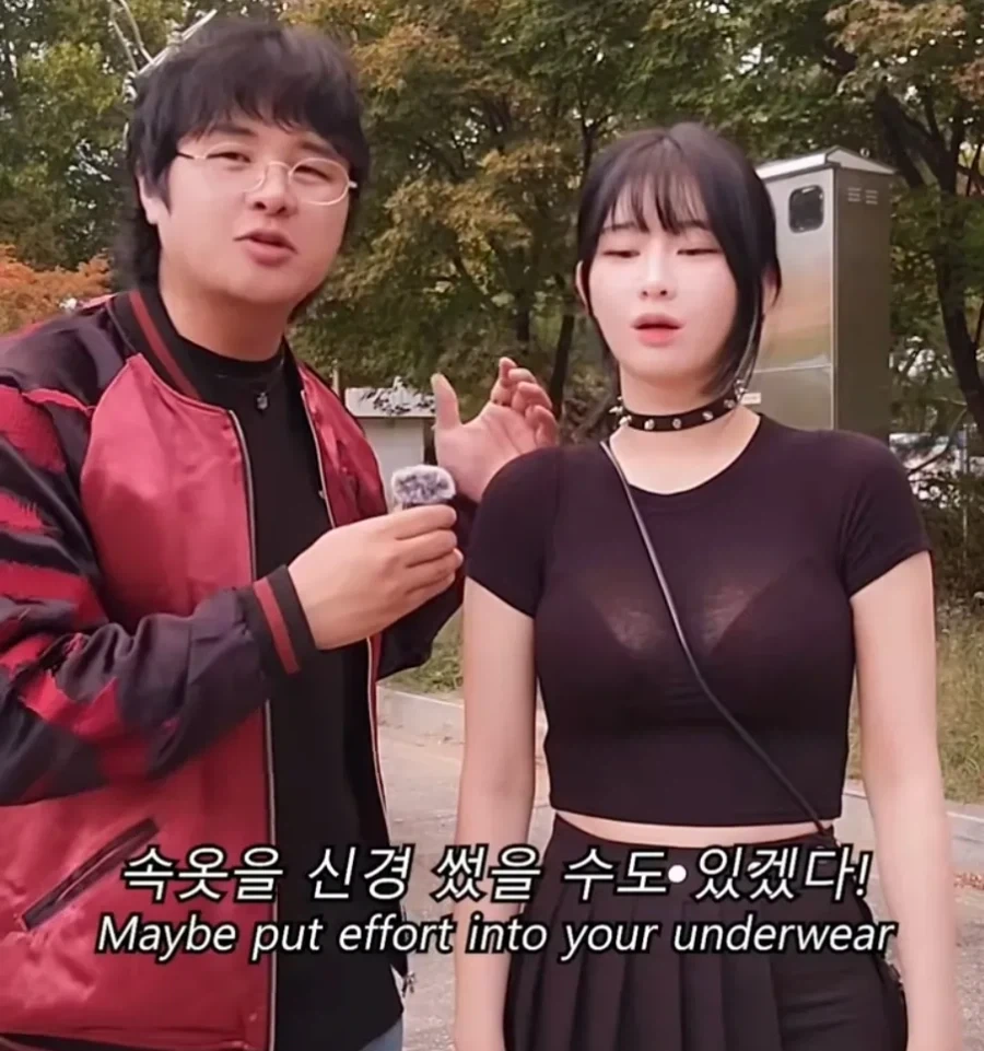 100만원 가치의 옷을 입고 다니는 여자.jpg_7.webp