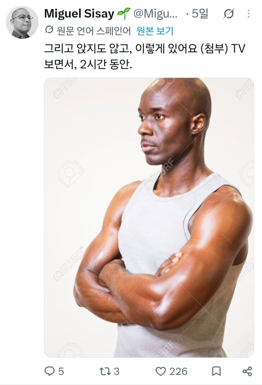 아빠랑 랜덤으로 영화 볼때 특.jpg_2.webp