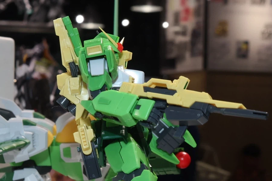 RG 건담 Mk-Ⅱ 케로로 사양 도쿄점 전시 사진_13.webp