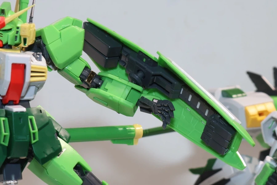 RG 건담 Mk-Ⅱ 케로로 사양 도쿄점 전시 사진_18.webp