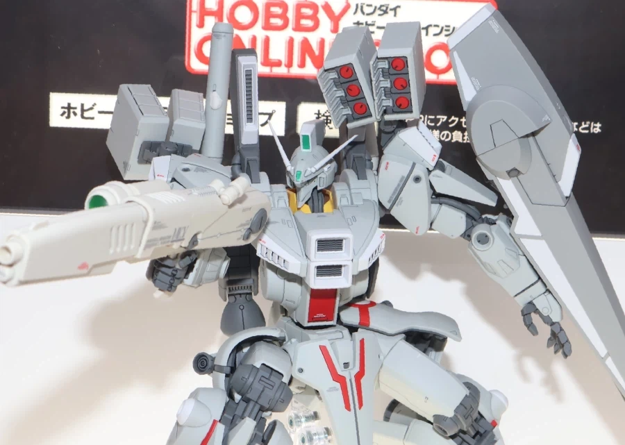 MG 건담 Mk-Ⅴ 연방 컬러 도쿄점 전시 사진_2.webp