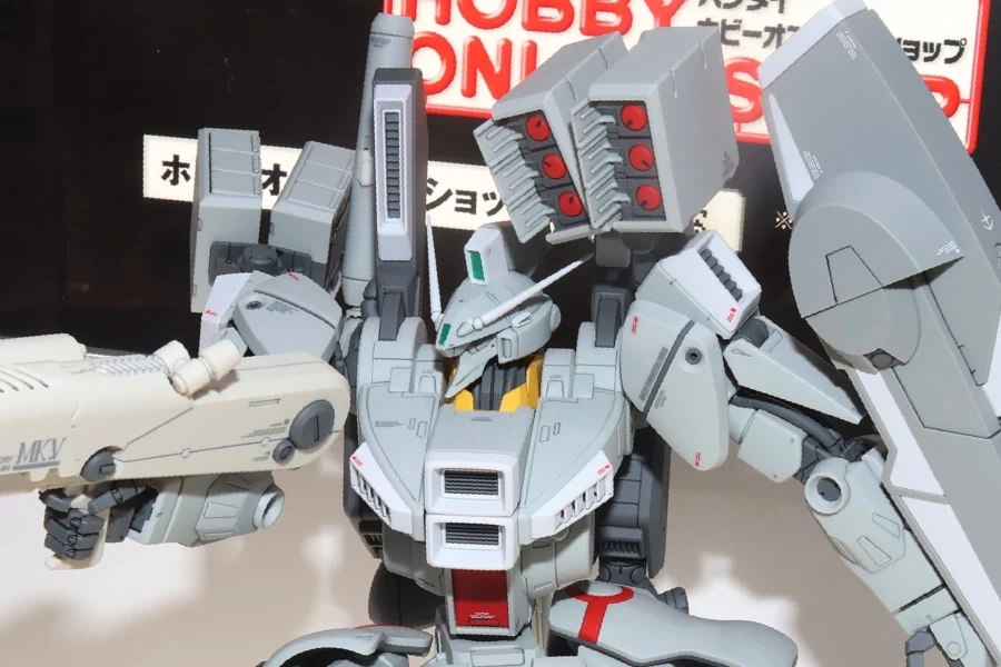 MG 건담 Mk-Ⅴ 연방 컬러 도쿄점 전시 사진_10.webp