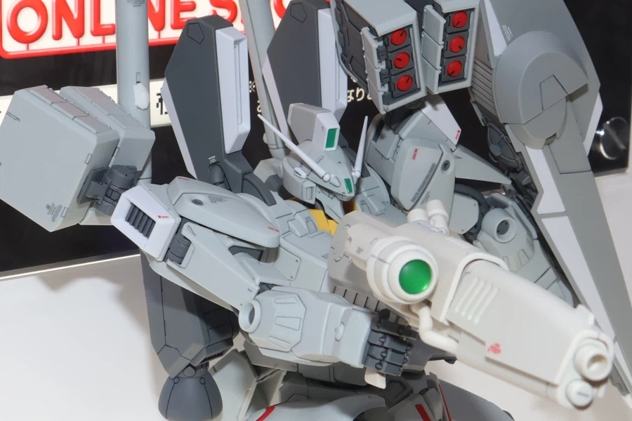 MG 건담 Mk-Ⅴ 연방 컬러 도쿄점 전시 사진_11.webp