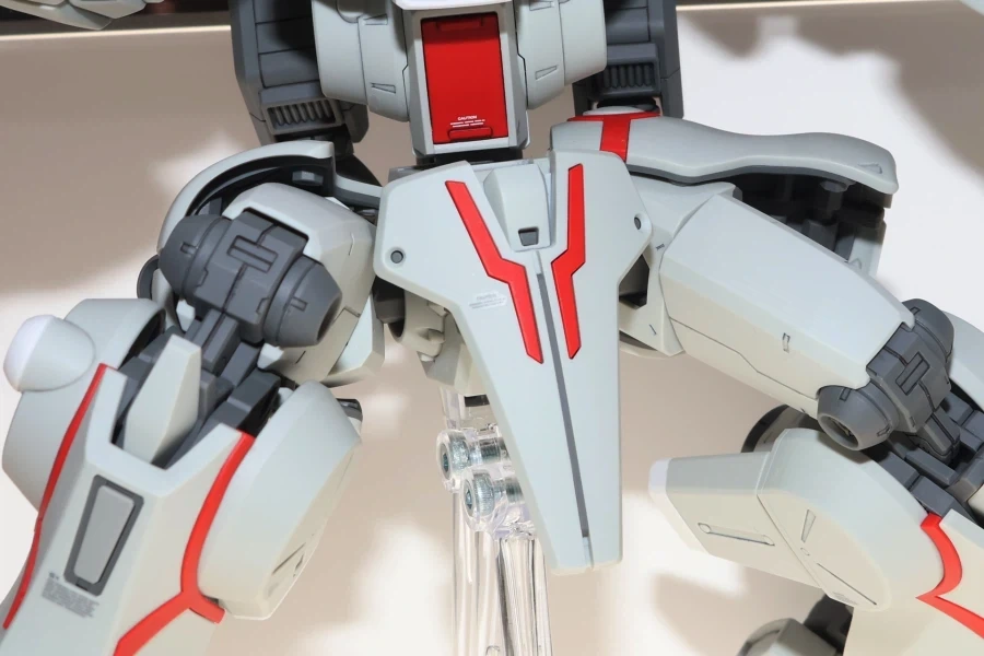 MG 건담 Mk-Ⅴ 연방 컬러 도쿄점 전시 사진_15.webp