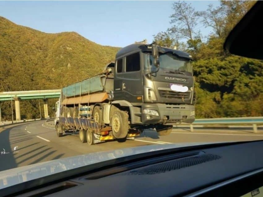 도로위에서 가까이하고 싶지 않은 타입들.jpg_6.jpg