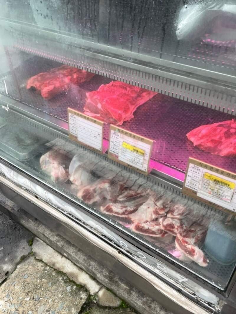 엄청 노후화 된 고깃집.jpg_5.jpg