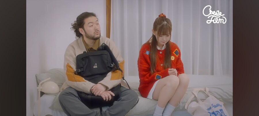 여고생이 아저씨 집에 찾아온 이유_25.jpg