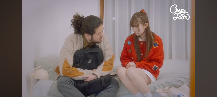 여고생이 아저씨 집에 찾아온 이유_39.jpg