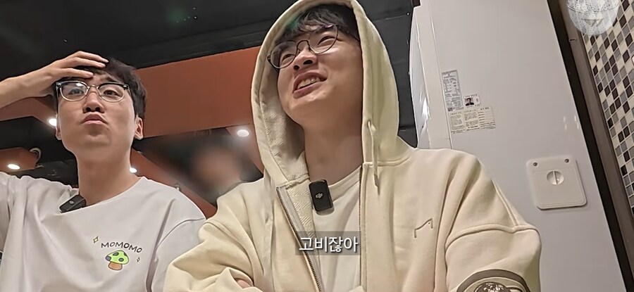 img/25/05/07/196a8ca02bd89cc7.png