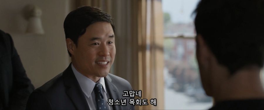 [MCU]캐시를 설득하는 경찰 양반_13.jpg