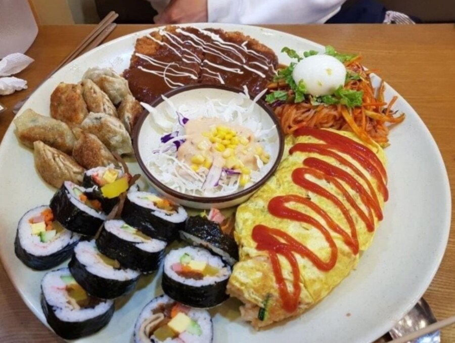만수르세트 극과 극_1.jpg