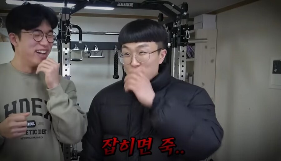 인스타에 몸자랑했을 뿐인데 유명인이된 남자_4.jpg