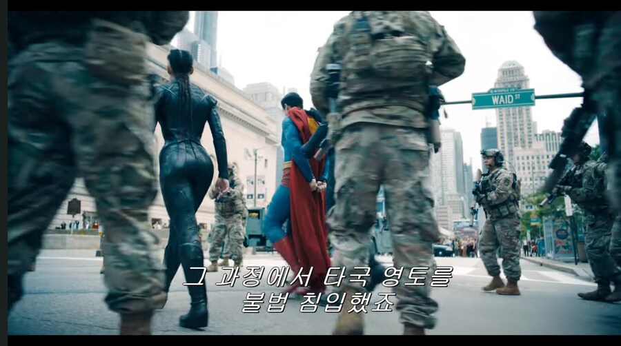 슈퍼맨) 예고편보니까 옛날이랑 받아들이는게 달라졌다고 느껴짐 ㅋㅋ_1.jpg