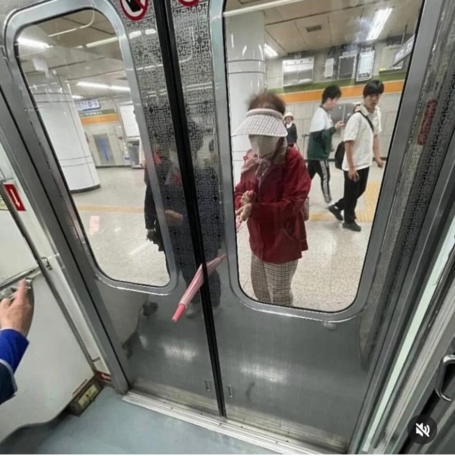 아지매의 문단속.jpg_1.jpg