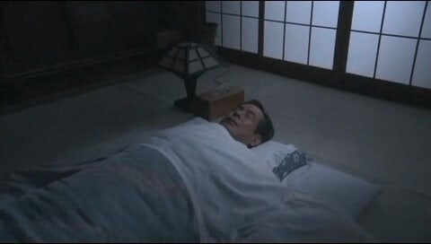 돈의 노예로 부려지던 남자가 선택한 최악의 행동_4.jpg