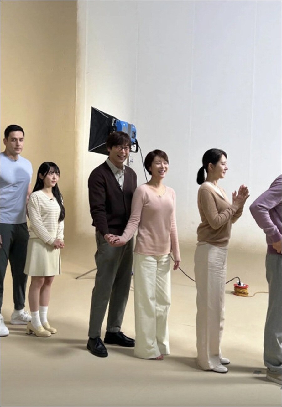 황정음 때문에 날벼락 맞은 회사..._6.jpg