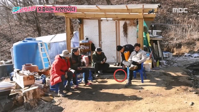 땅의기운으로 미쳐버린 자연인_2.jpg