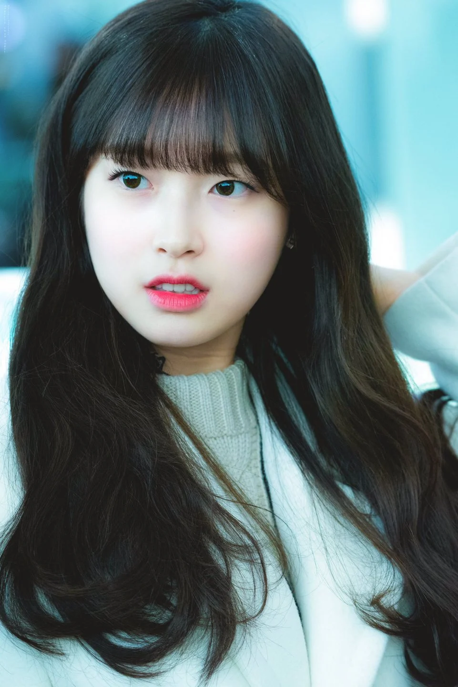 역습의샤아)샤아의 예비엄마 라라아는 작중 17세에 죽었다_2.webp